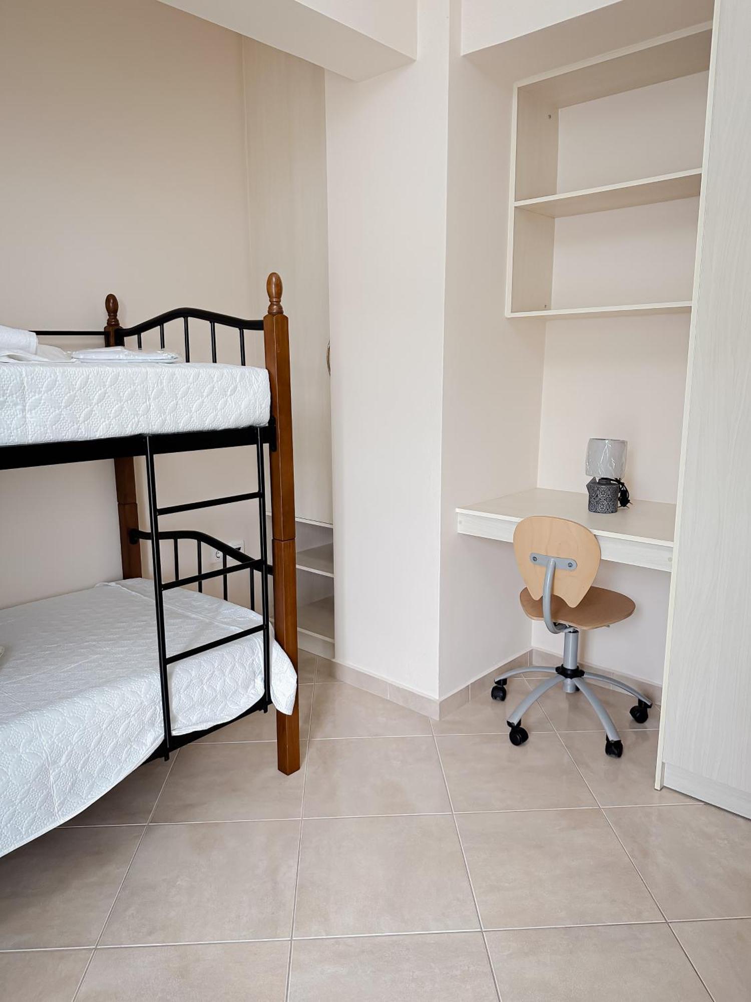 Sun N' Salt II Apartment Толон Экстерьер фото